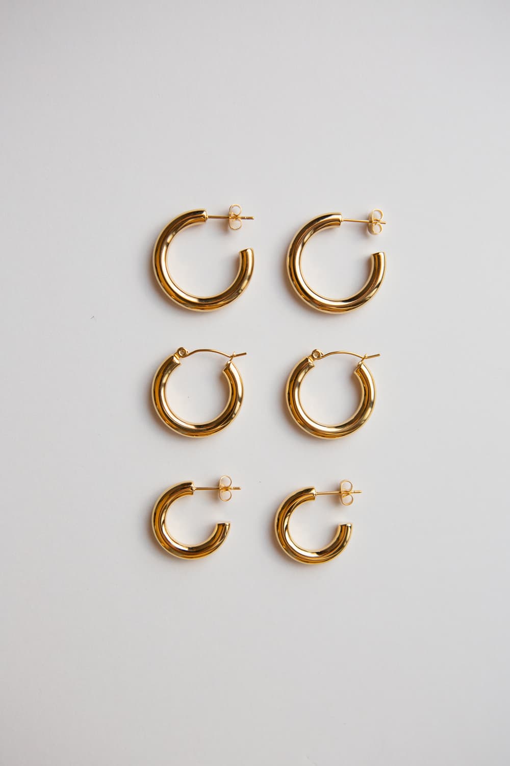 Gold Hoops | Gifting Jewellery | Gold Hoop Earrings | FORO World